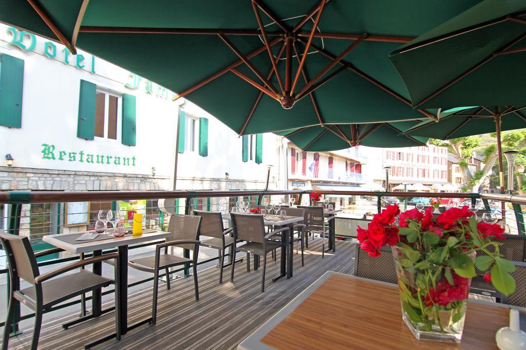 Logis Hotel Restaurant Family & Spa Meyrueis Buitenkant foto